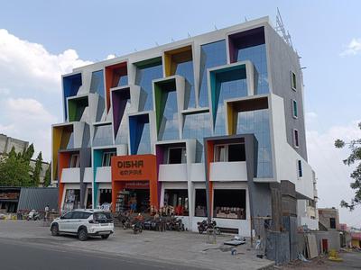 Four Petals Executive by LHMS