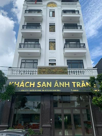 Khách sạn Ánh Trăng