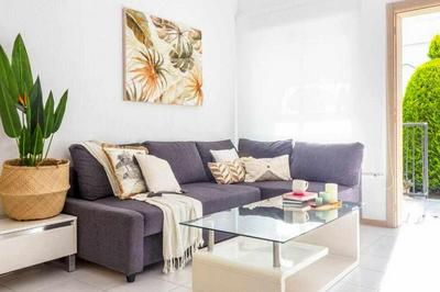 Apartment Pink Vistabella I- Winter by the sea