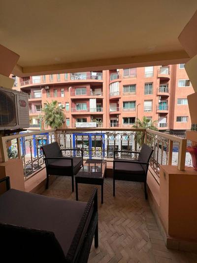 1 Bed Flat - Sleeps 2 - Parking - Wifi