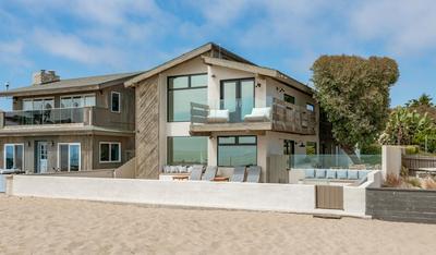 Luxury Modern Designer Beach House on Sand w/ Pool