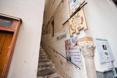 White Amalfi - Centro Storico by ItalianHost