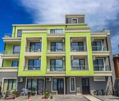 Paradise Hotel