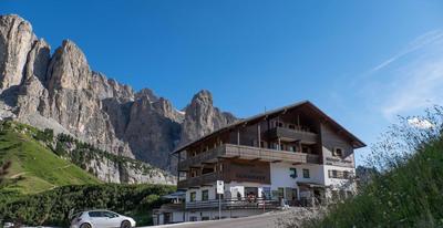 Alpin Hotel & Restaurant Frara