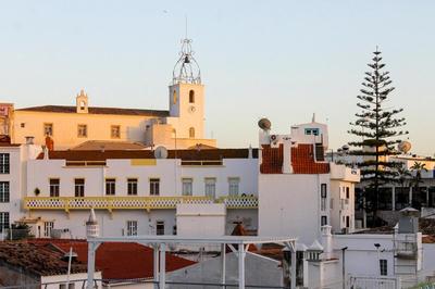 Sofeelings, Estudio Sol, Baixa de Albufeira