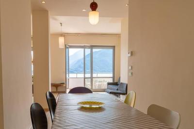 [COMO LAKE VIEW] Regina Apartment