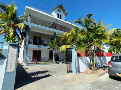 Spacious Apartment in Trou aux Biches – 70 m² – Garden View