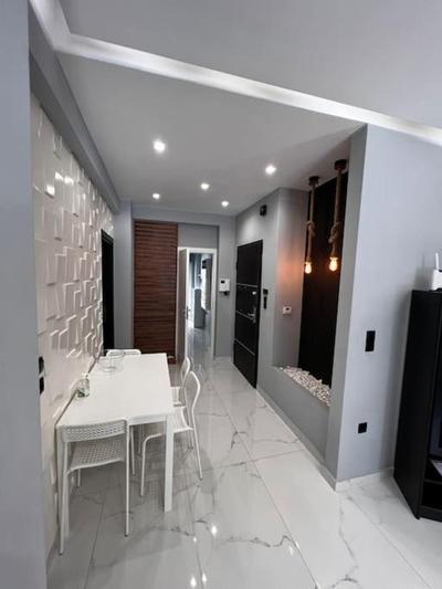 Luxurious, Spacious, Modern, Fully Renovated Apartment close to Acropolis, Koukaki, Metro Station ''Sygrou-Fix''