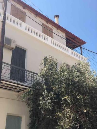 Marys Central Beachside Mansion