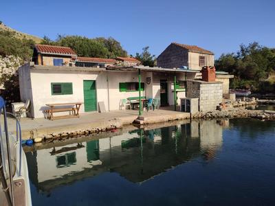 Secluded fisherman's cottage Cove Lupescina, Kornati - 18657