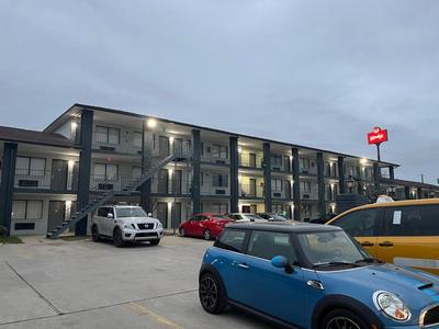 HomeTowne Studios by Red Roof San Antonio E - Frost Bank Center, Foto 2