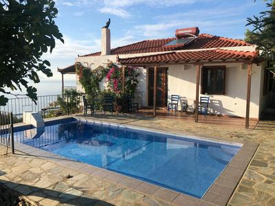 Villa Panorama Skopelos - Amazing sea view, private pool, sleeps 7, private & peaceful!