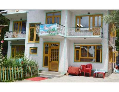 Hotel Adnan Palace, Pahalgam
