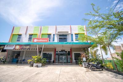 RedDoorz Syariah near Pantai Bali Abdya Blang Pidie
