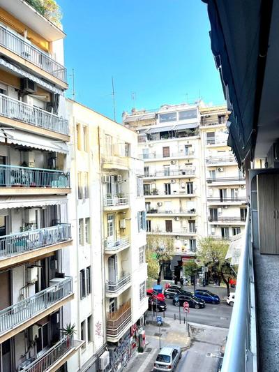 Skra 3 by Agora Flats