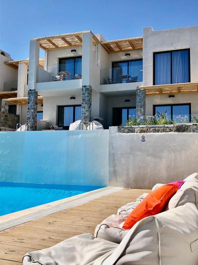Helios Beach Hotel & Bungalows