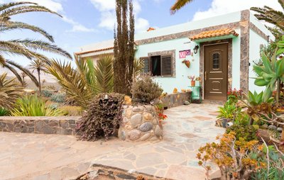 Charming house with sea view in Vallehermoso