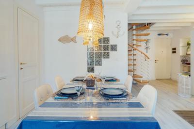 GuestHost - Sanremo Amazing Apartment with Private Parking