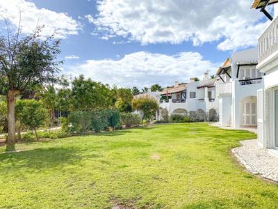 Lovely Apartment in Albufeira 2BD 250m Beach Ocean view and AC Wi-Fi Pool