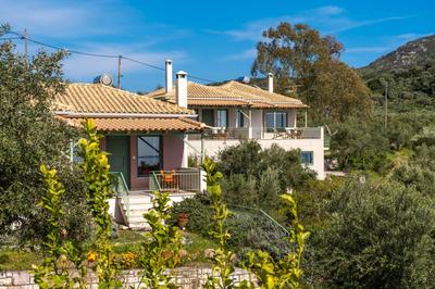 Chamaloni Cottages
