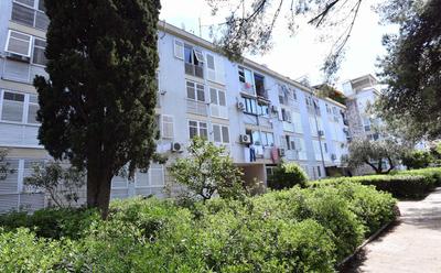 DeMass Apartment - Cozy, Free Parking and WiFi
