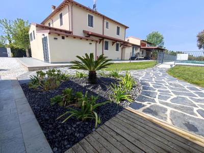 VISTALAGO VERSILIA