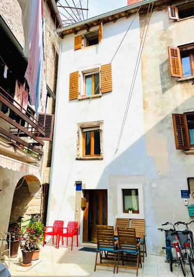 RELAX - Istrian stone house in the heart of the beautiful fishing village Fažana - only few steps from the sea and the wonderful beach - incl Klima with PL