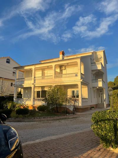 Apartmani Devcic
