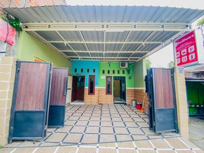 RedDoorz near Sunrise Mall Mojokerto