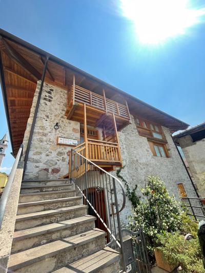 Azzurro Mountain Lodge