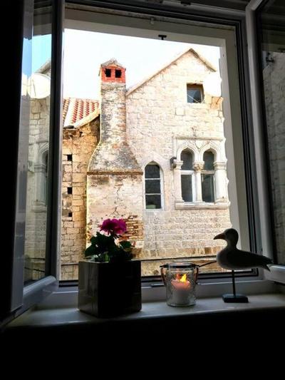 Old town apartments Trogir