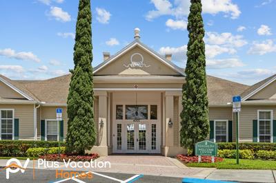 2222 Venettian Bay retreat- 3 bedroom full of amenities