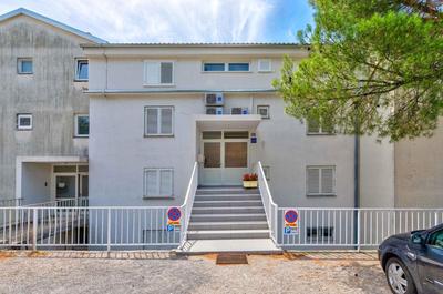 Holiday home in Crikvenica 41678
