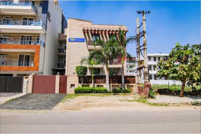 FabHotel JDM Residency