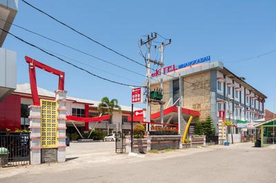 RedDoorz Syariah near RS Yos Sudarso Padang