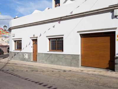Apartamento Minimalista con Terraza, WiFi y a 1 Minuto de la Playa - ES-279-4