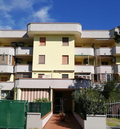 La Dolce Vita - Apartment with shared pool and large terrace