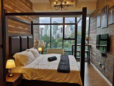 Romantic Log Cabin - walk to KL Tower, KLCC, Bukit Bintang