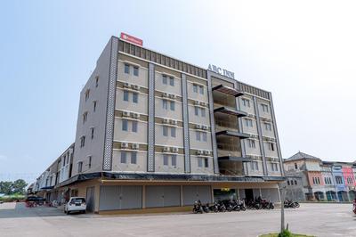 RedDoorz Plus at Komplek ABC Batu Aji Batam