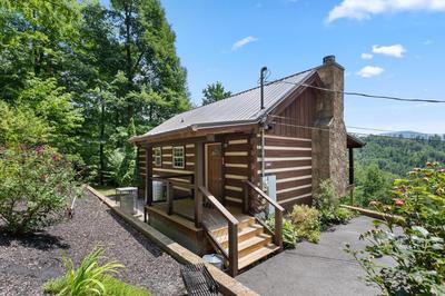Nestled Inn, 1 Bedroom, Secluded, WiFi, Jetted Tub, Sleeps 2