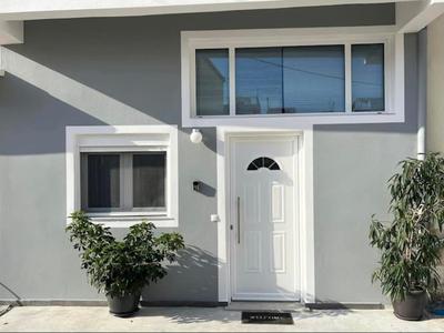 Chris Apartment With Loft