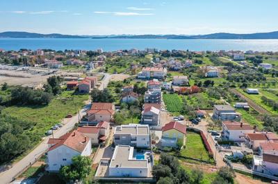 Villa La Reina - Private Heated Pool & Garden