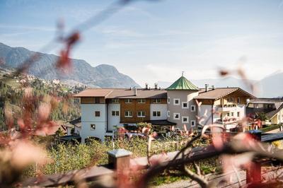 Hotel Zirmerhof & Residence