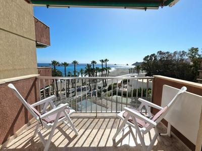 RentitSpain Góndolas Tenis y Balcón con Vista al Mar