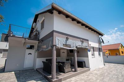 Villa Damjan, Barbariga by Istrabook