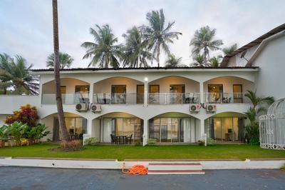 Blu Missel By The River