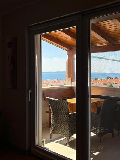 Apartments Four You-with sea view
