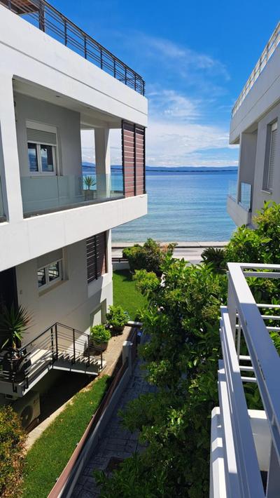 Amare Luxury Living