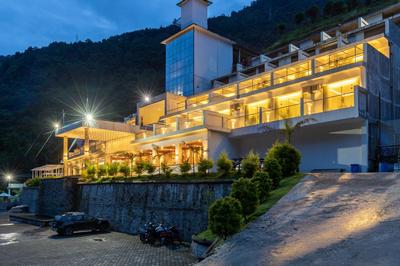 Bhotekoshi Heli Resort