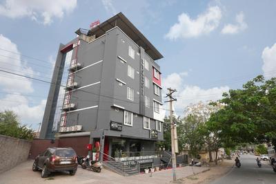 Hotel Townhouse at Udaipur City Railway Station